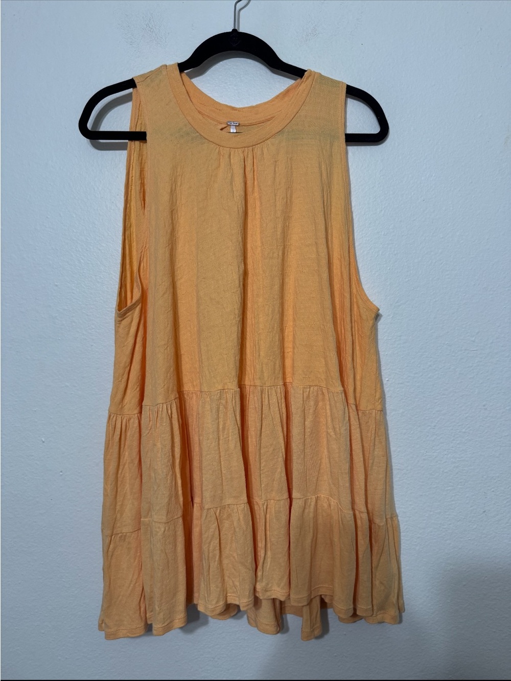 Free People Right On Time Tunic Tank Top in Apricot Orange Size Medium - Picture 3 of 9